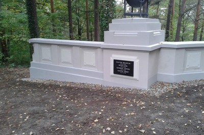 Památník - Nový bor